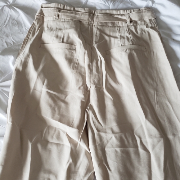 Pants - Picture 4 of 4